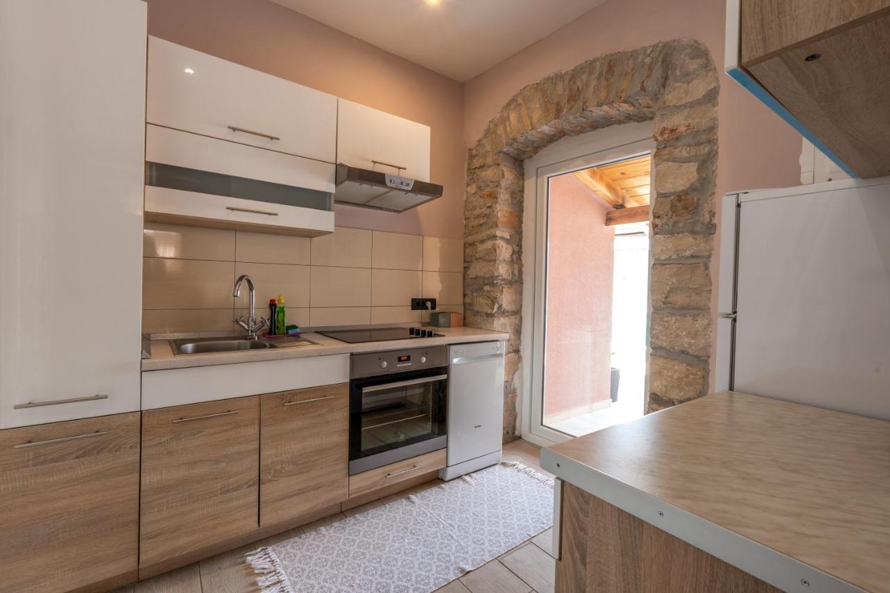 Apartment Anitea Pula Zewnętrze zdjęcie