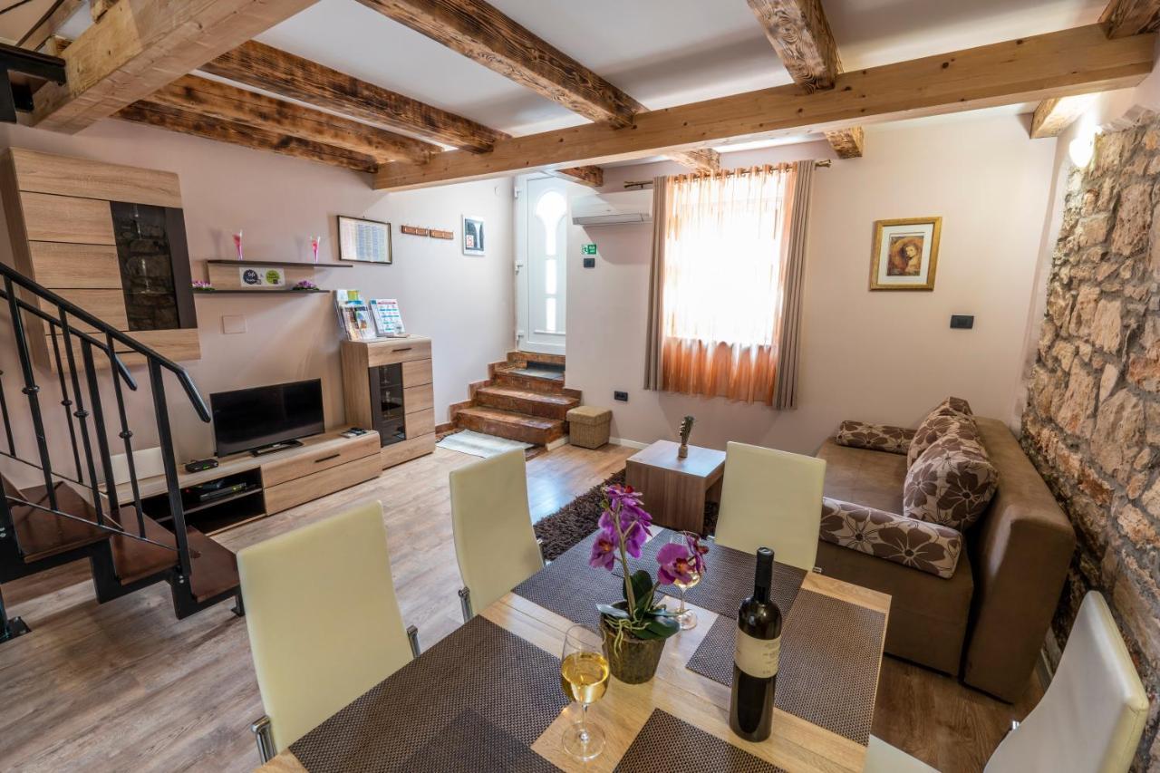 Apartment Anitea Pula Zewnętrze zdjęcie