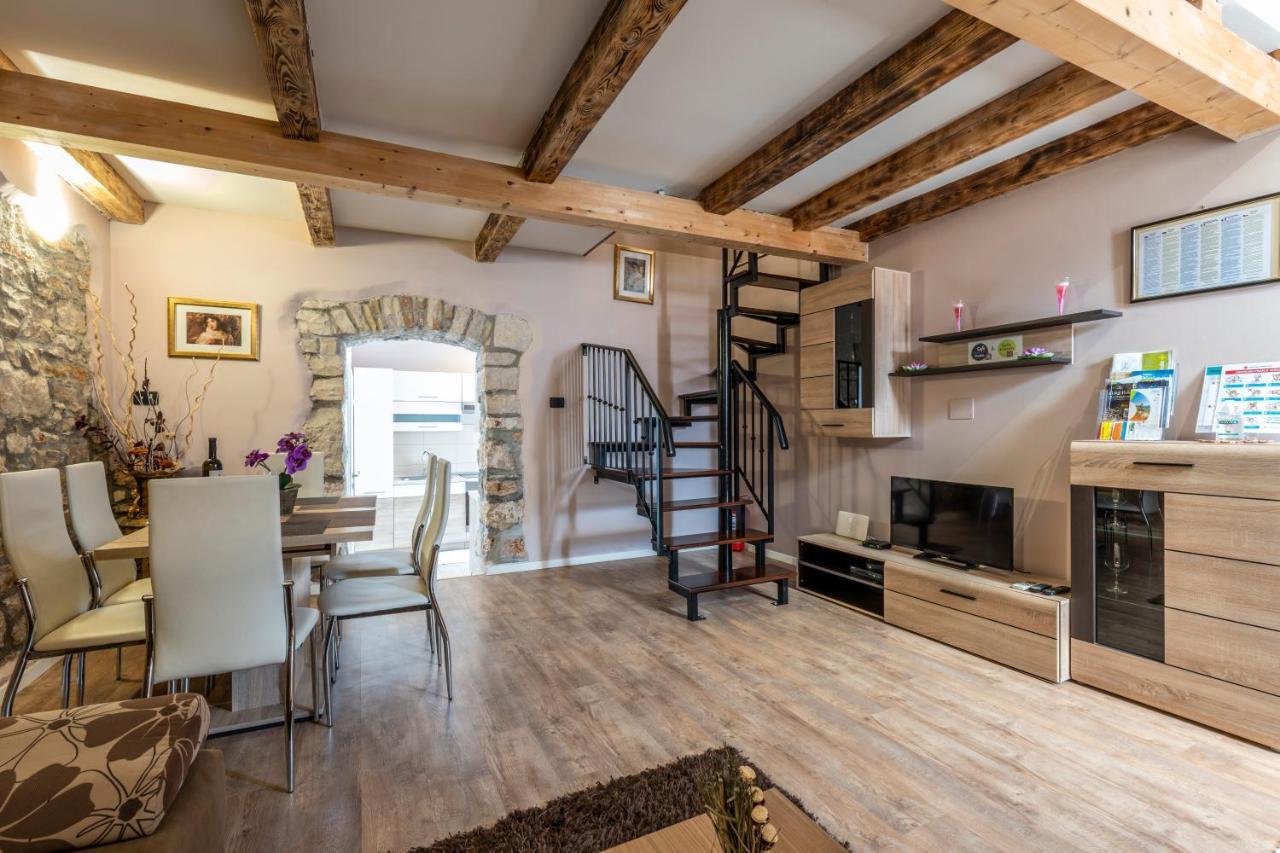 Apartment Anitea Pula Zewnętrze zdjęcie