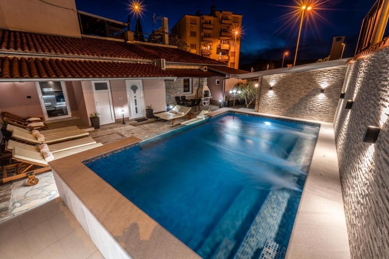Apartment Anitea Pula Zewnętrze zdjęcie