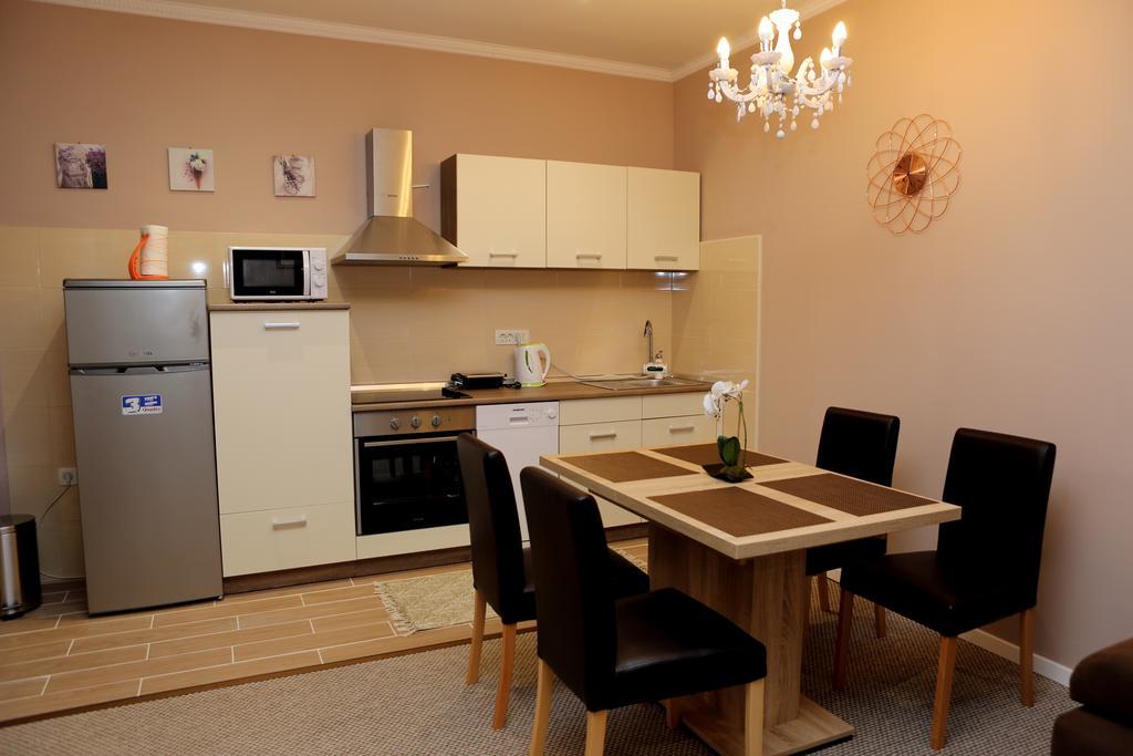 Apartment Anitea Pula Zewnętrze zdjęcie