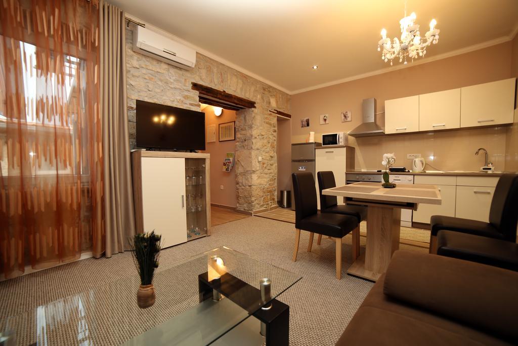 Apartment Anitea Pula Zewnętrze zdjęcie